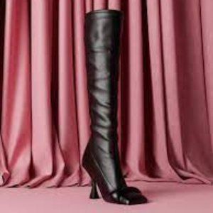 HANIFA ZOE BOOT NEW IN BOX